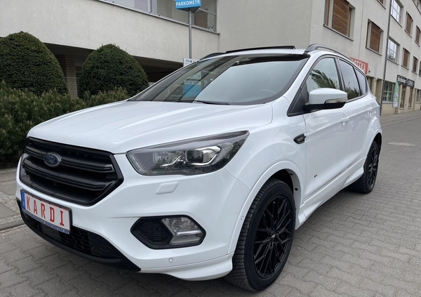 Ford Kuga cena 65900 przebieg: 187000, rok produkcji 2018 z Szczecin małe 781